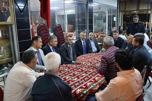 VALİMİZ SAYIN ATİLLA TOROS, TOROSLAR İLÇESİ OSMANİYE MAHALLESİ’NDE VATANDAŞLARIMIZLA BİR ARAYA GELDİ