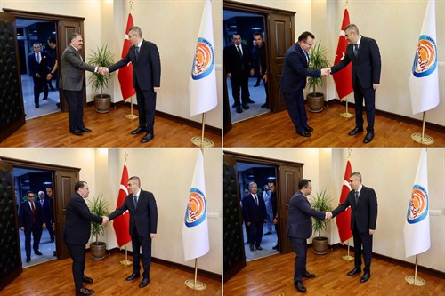 VALİMİZ SAYIN ATİLLA TOROS, VALİLİK PERSONELİ İLE BAYRAMLAŞTI