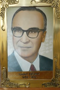 Turgut EĞİLMEZ