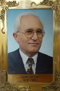 Fahri ÖZTÜRK